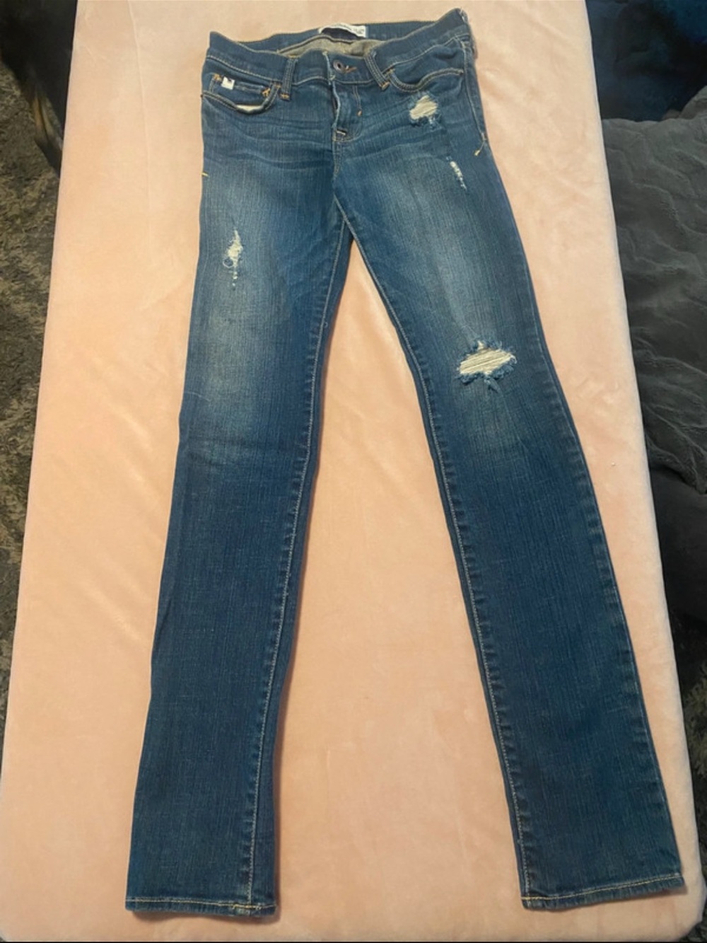 Abercrombie & Fitch Youth Dark Blue Distressed Skinny Jeans